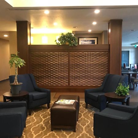 Heartland Inn And Suites Wheatland ภายนอก รูปภาพ